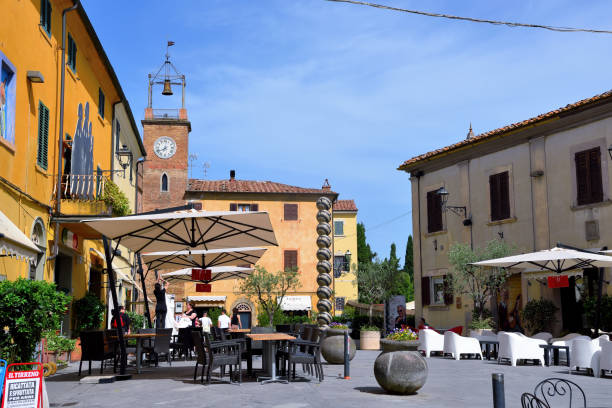 Panorama di Lajatico con le colline sullo sfondo